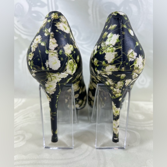 Size 36.5 / approximately 6 in euc - Picture 4 of 9